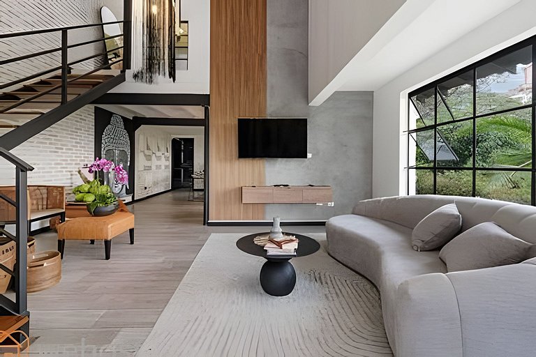 Japandi Design House | Secret Oasis in Provenza