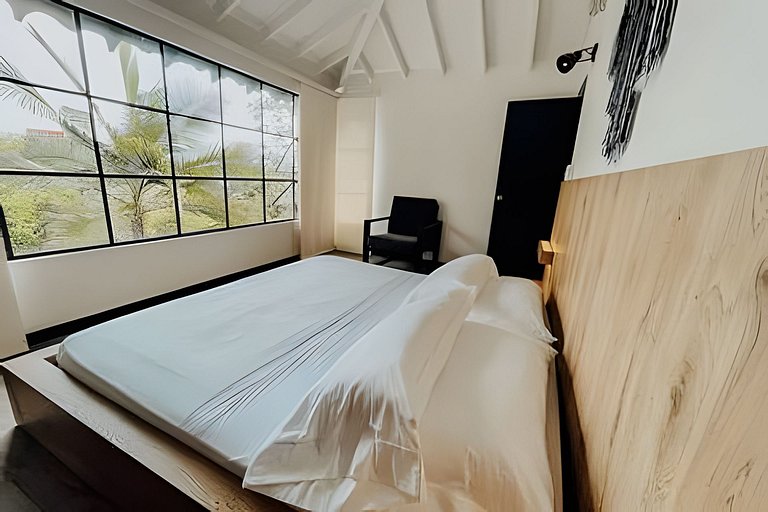 Japandi Design House | Secret Oasis in Provenza