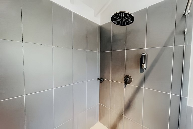 Japandi Design House | Secret Oasis in Provenza