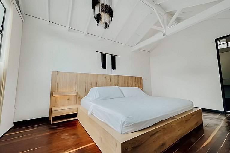 Japandi Design House | Secret Oasis in Provenza