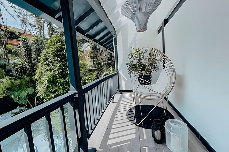Japandi Design House | Secret Oasis in Provenza