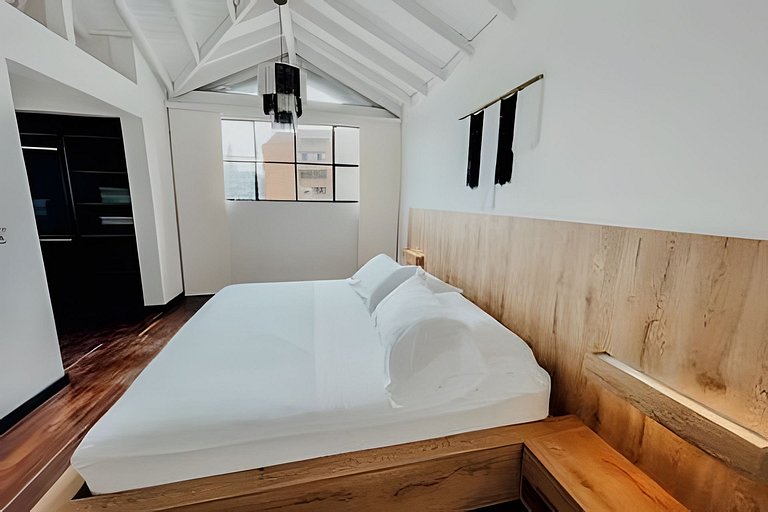 Japandi Design House | Secret Oasis in Provenza