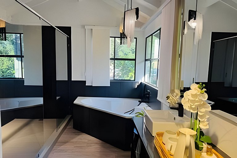 Japandi Design House | Secret Oasis in Provenza