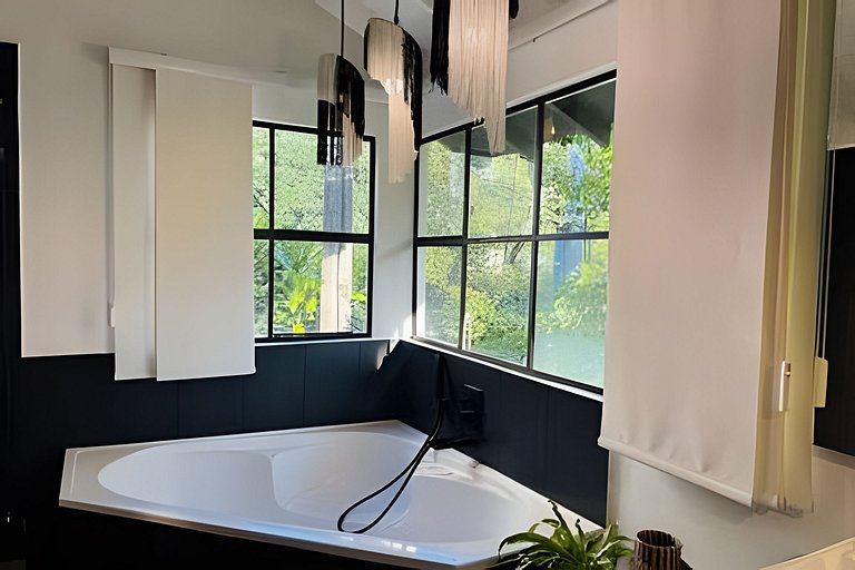 Japandi Design House | Secret Oasis in Provenza