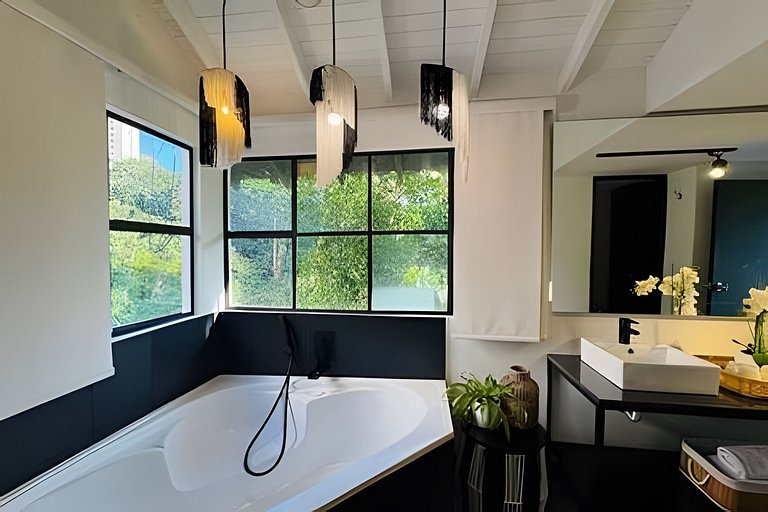 Japandi Design House | Secret Oasis in Provenza