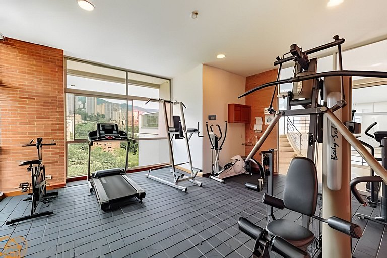 Provenza High Floor • Pool & Gym • Coworking