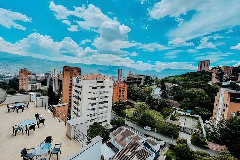 Provenza High Floor • Pool & Gym • Coworking