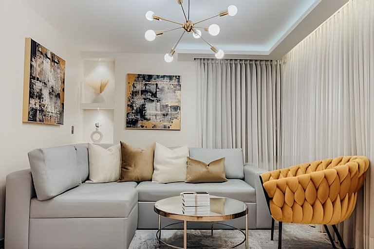 Chic 1BR by Oviedo Mall • Prime Location