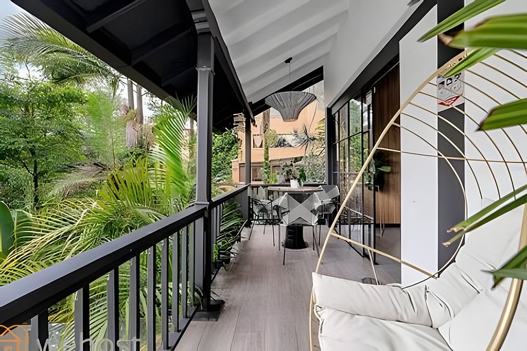 Private Jacuzzi Retreat · Hidden Japandi Gem