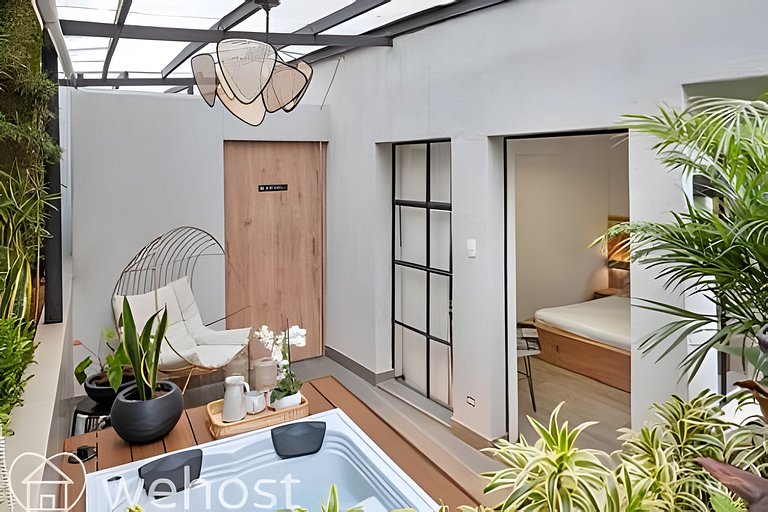Private Jacuzzi Retreat · Hidden Japandi Gem