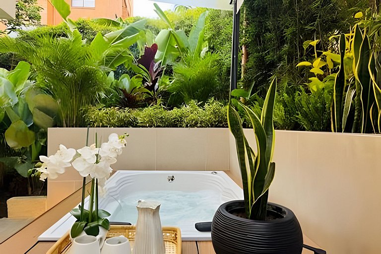 Private Jacuzzi Retreat · Hidden Japandi Gem