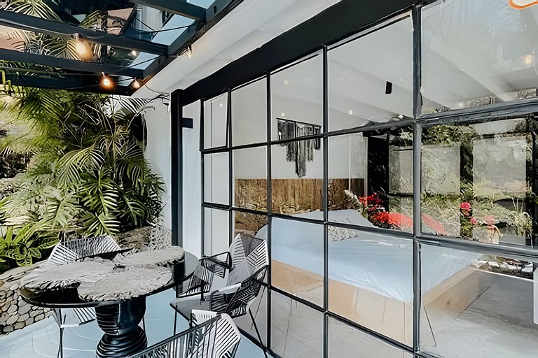 Buda Japandi Loft • Steps from Provenza