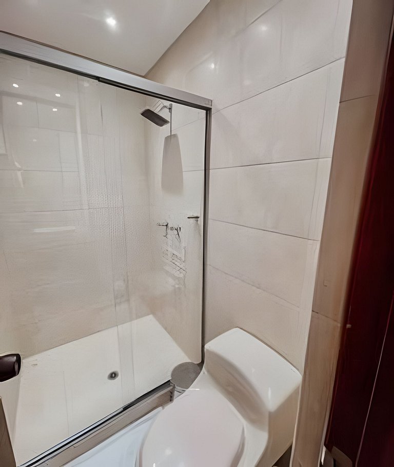 Stylish 1BR • AC • Pool & Gym • Provenza Area