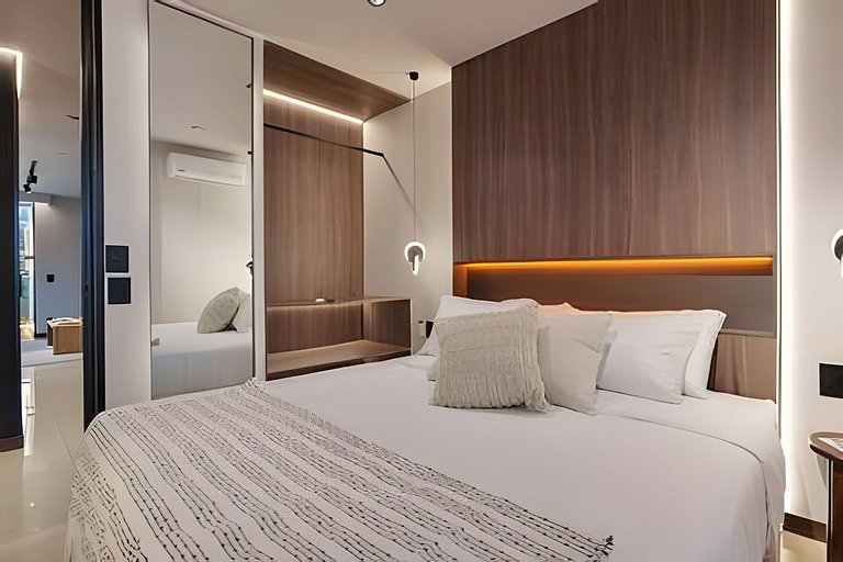 Provenza Luxury Stay w/Jacuzzi /Pool/Coworking/Gym