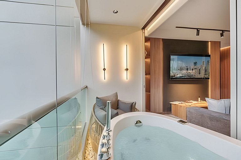 Provenza Luxury Stay w/Jacuzzi /Pool/Coworking/Gym