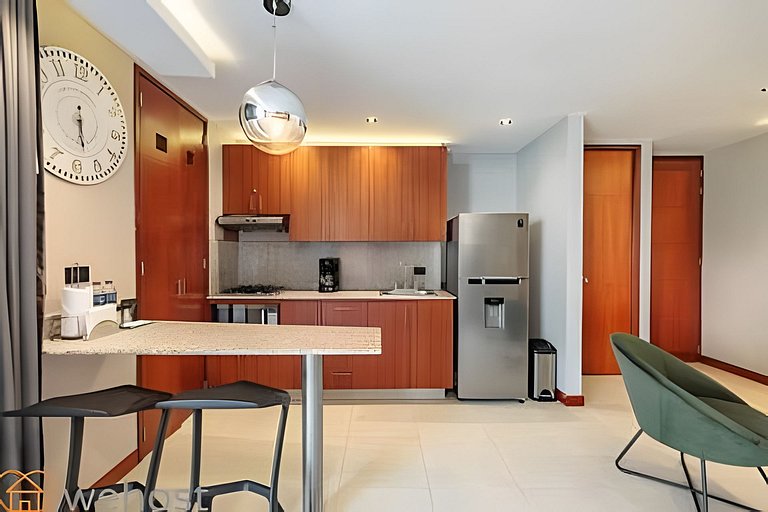 Elegant 1BR • Skyline View • Pool • Gym • Provenza